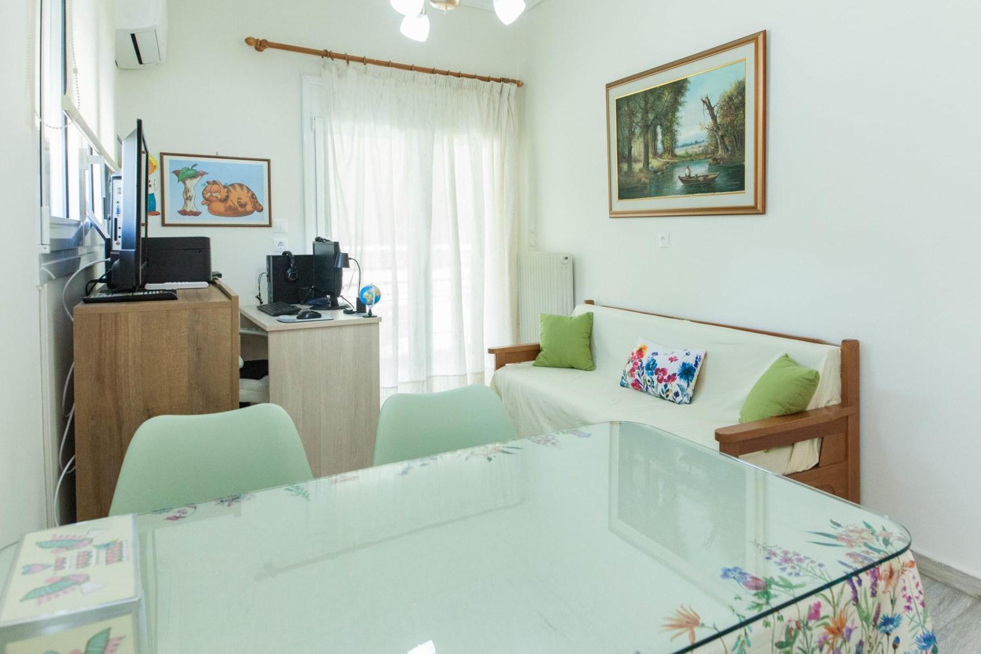 Classical 2 Bd Beauty Apt In Peaceful Chalandri アテネ エクステリア 写真